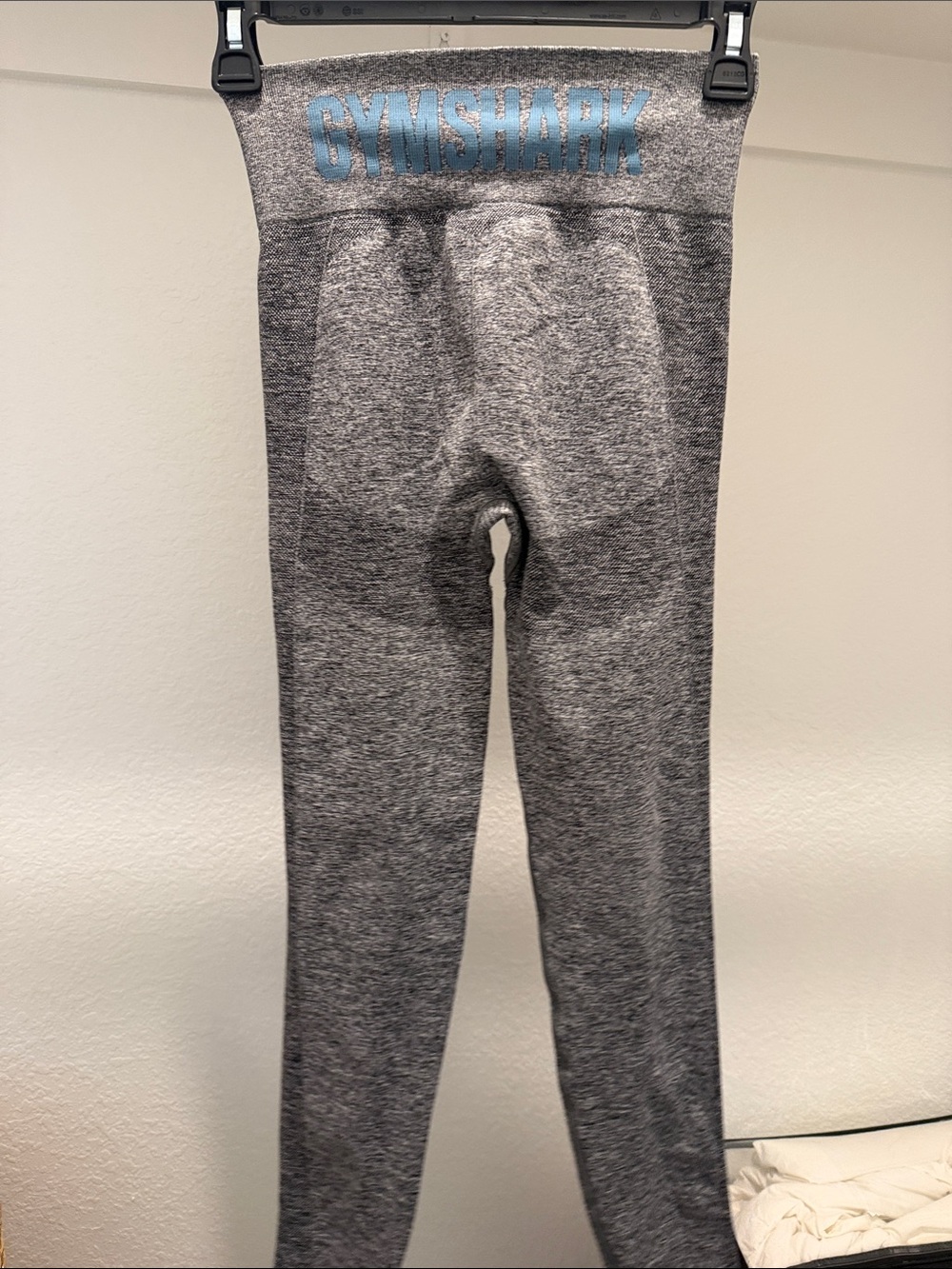 Gymshark Women’s Seamless Gray Leggings - Logo Waistband